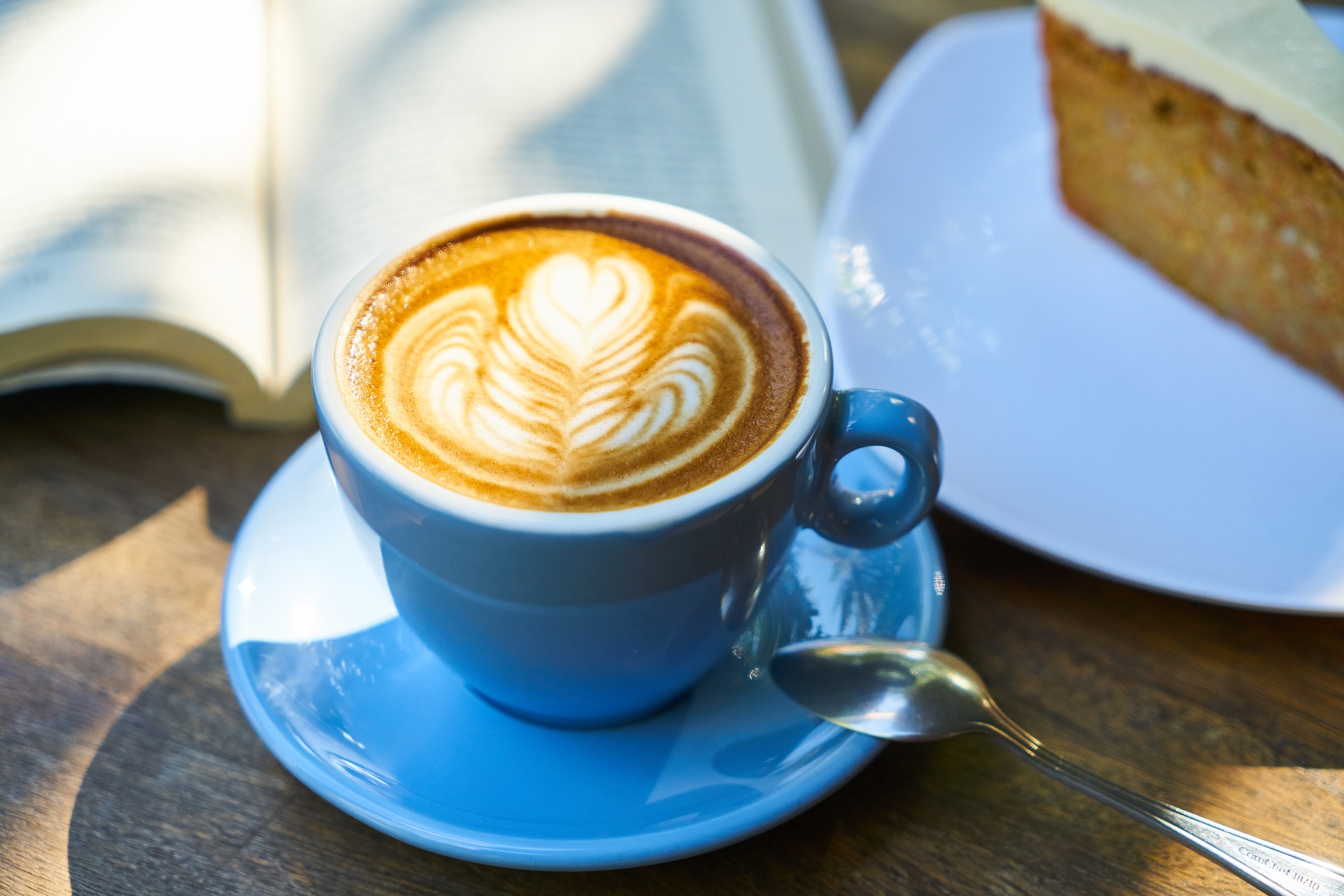 Instagram 人気タグ おしゃれなカフェ コーヒー編その２ インスタグラムのフォロワー いいねが多いタグ付けとは Ikiru Lab